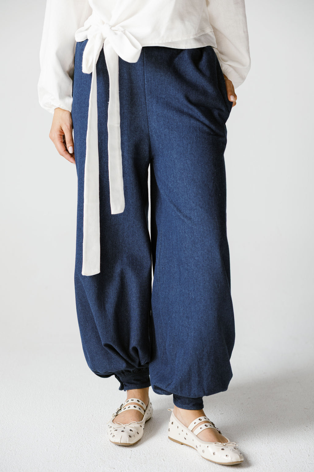Leena pants in dark blue
