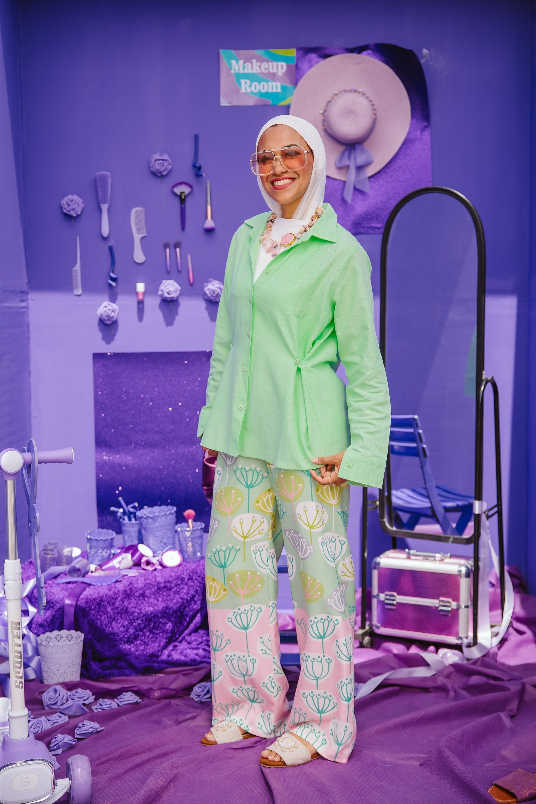 Petal pants Secondary image