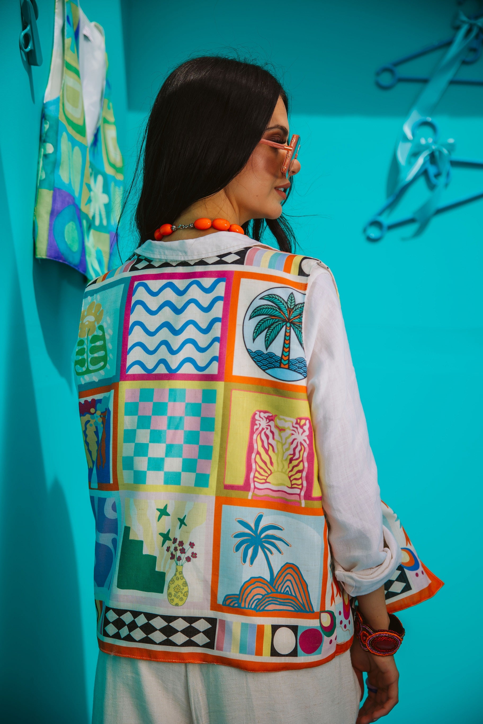 Lagoon vest