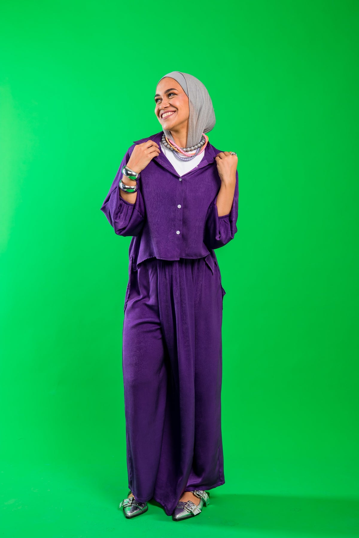 Peace set in purple