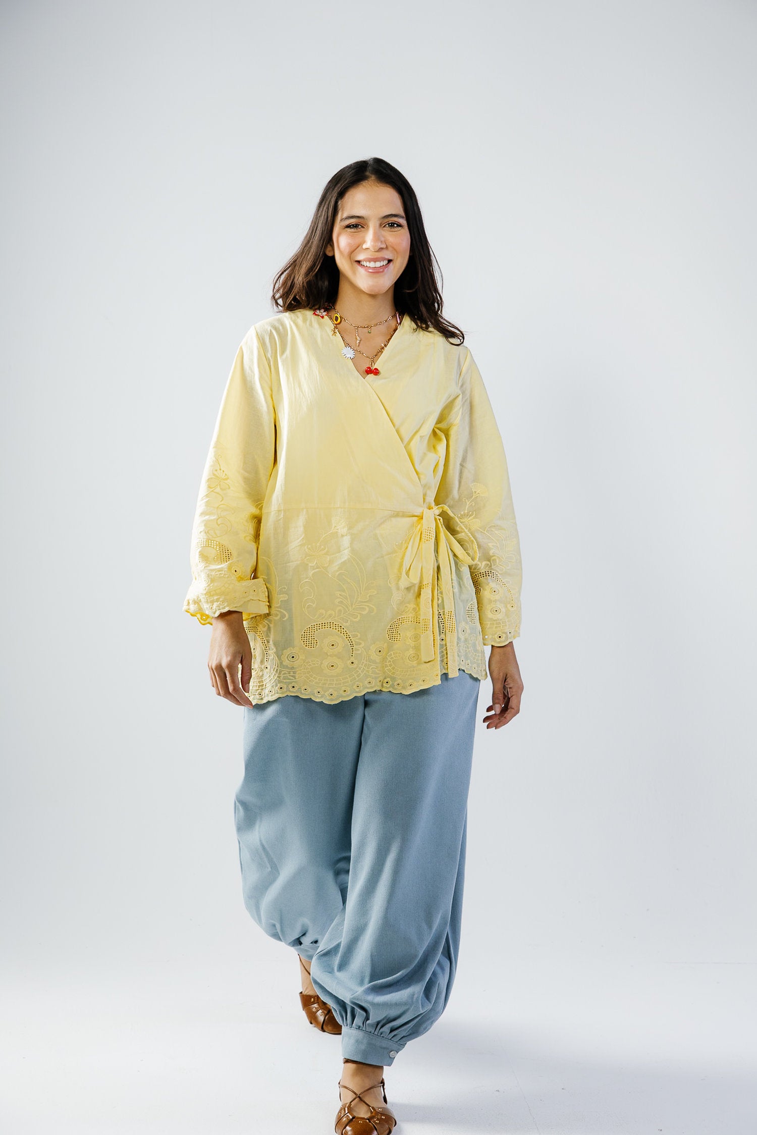 Jasmine shirt in yellow