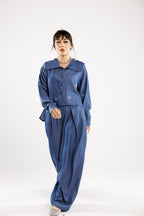 Shore set in dark blue