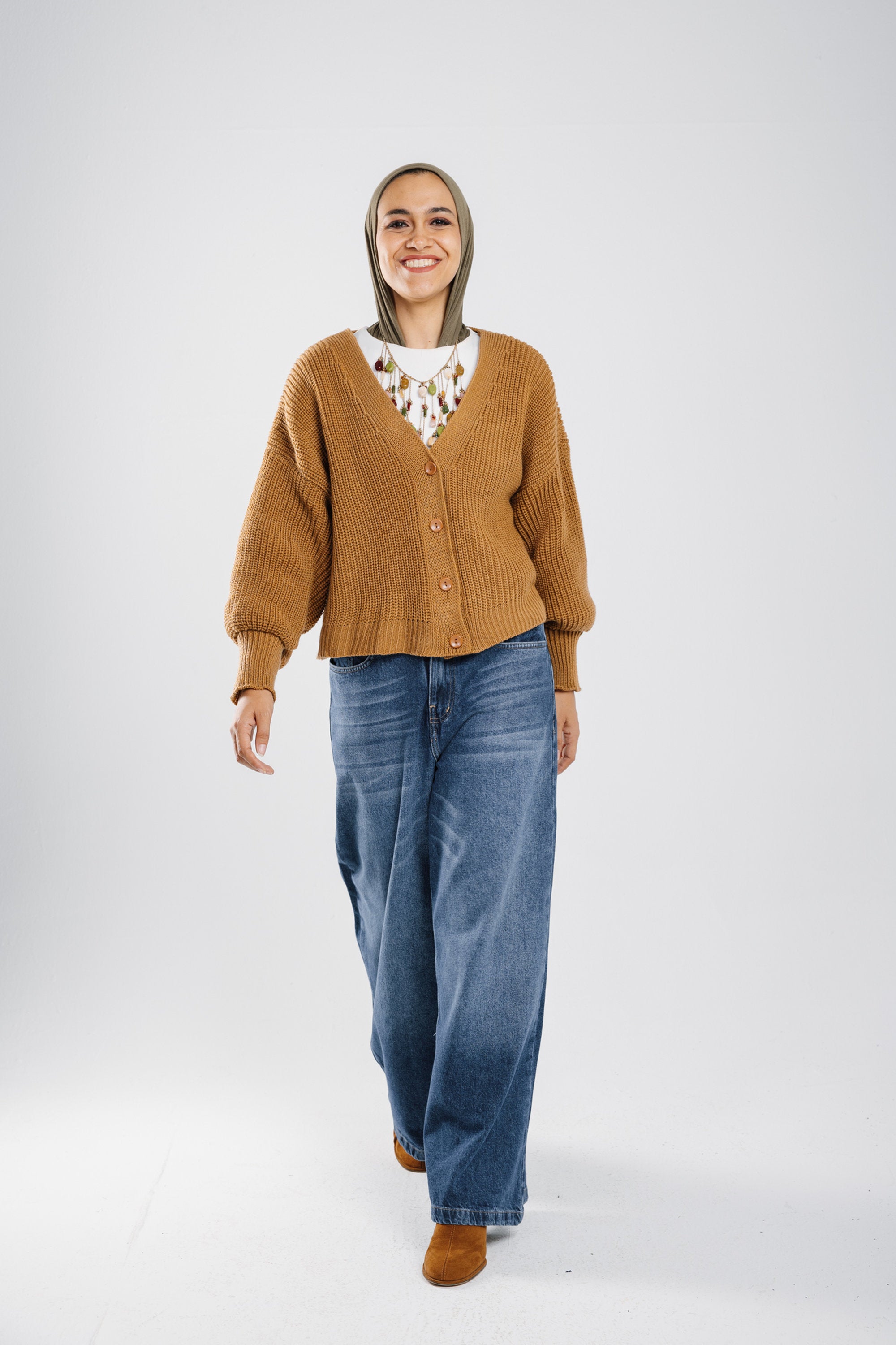 Softie in camel Secondary image