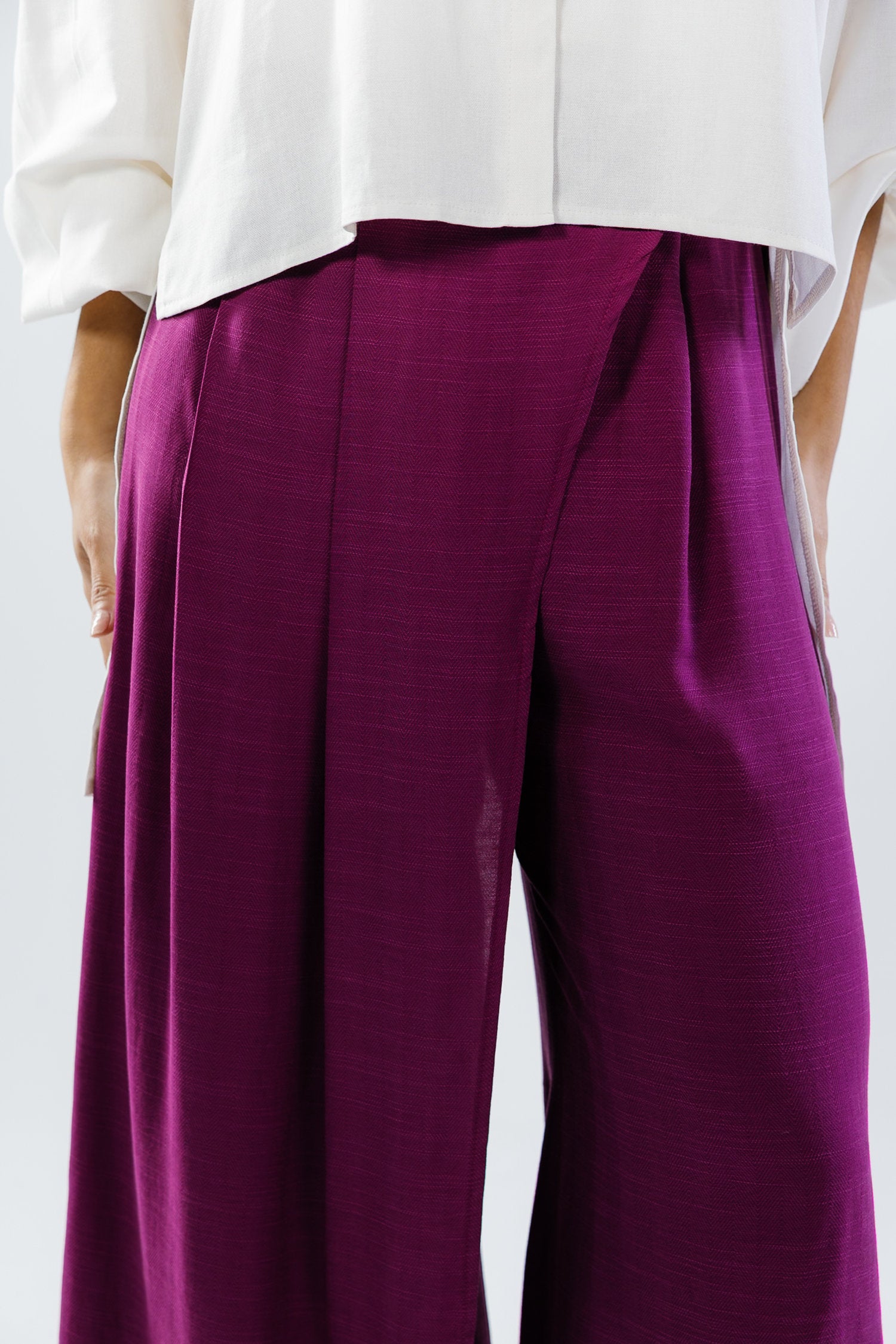 Orchid pants in magenta
