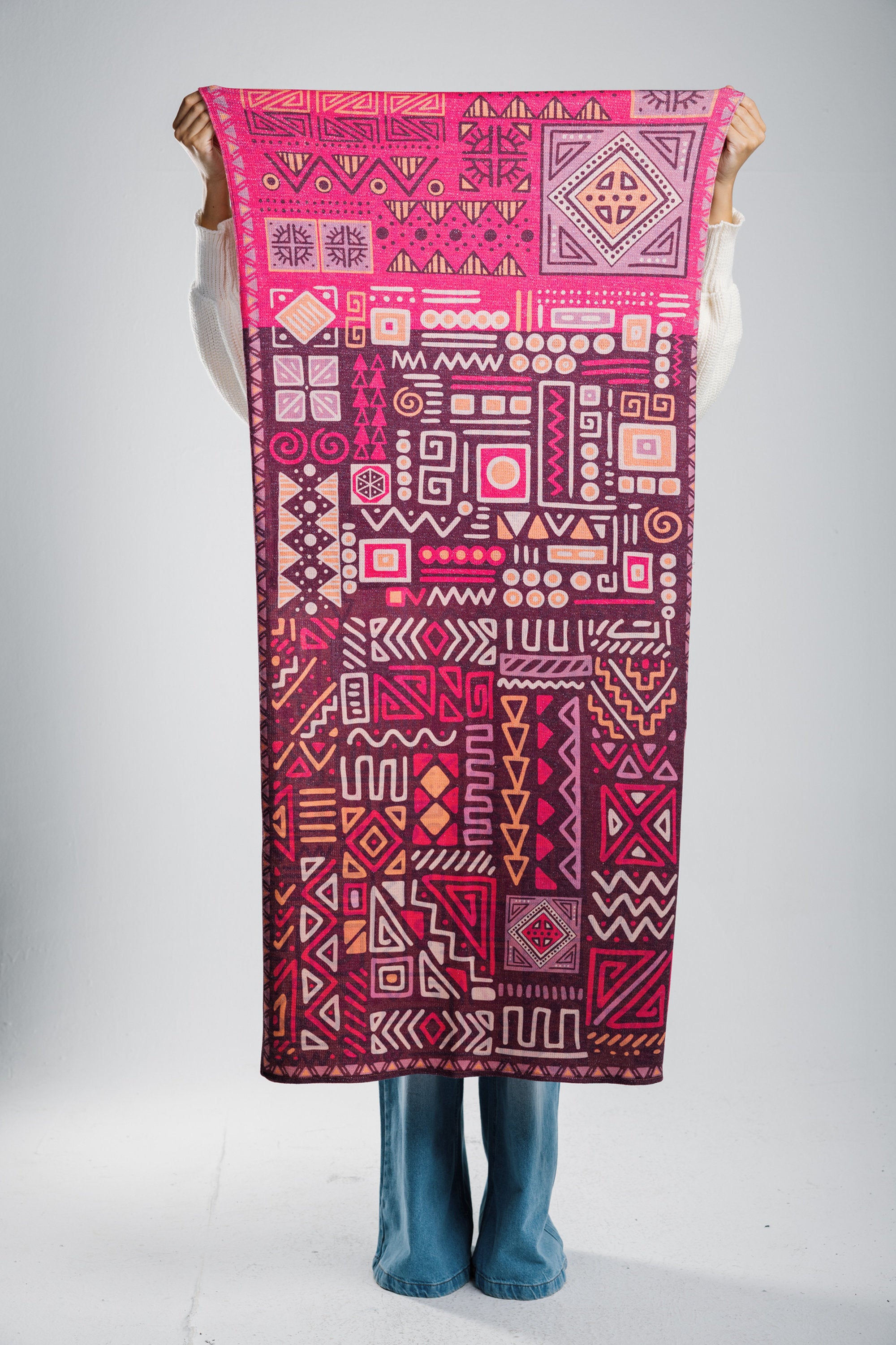 Charm scarf Secondary image