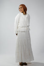 Swan set in white