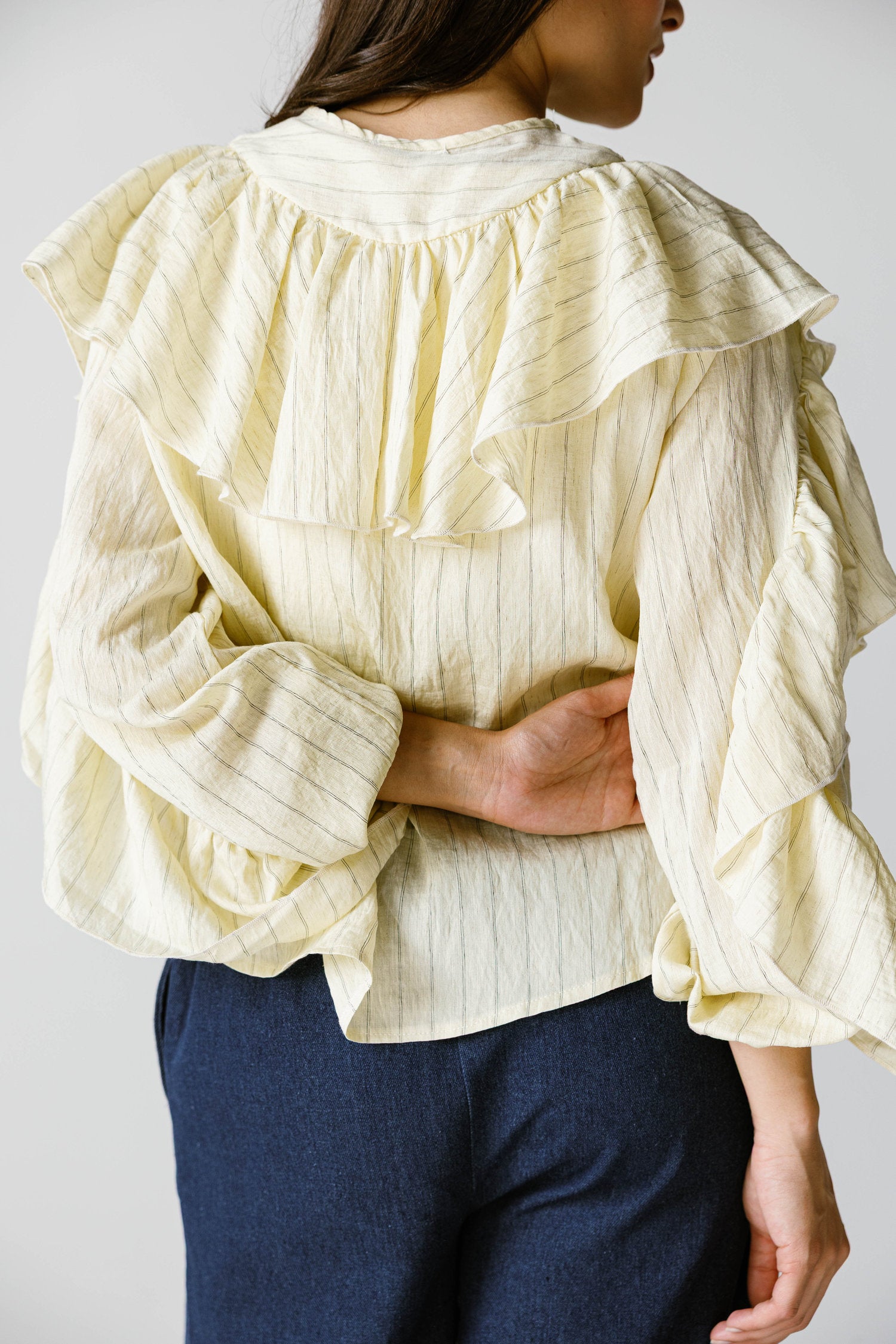 Candy blouse in butter yellow