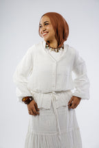 Swan set in white