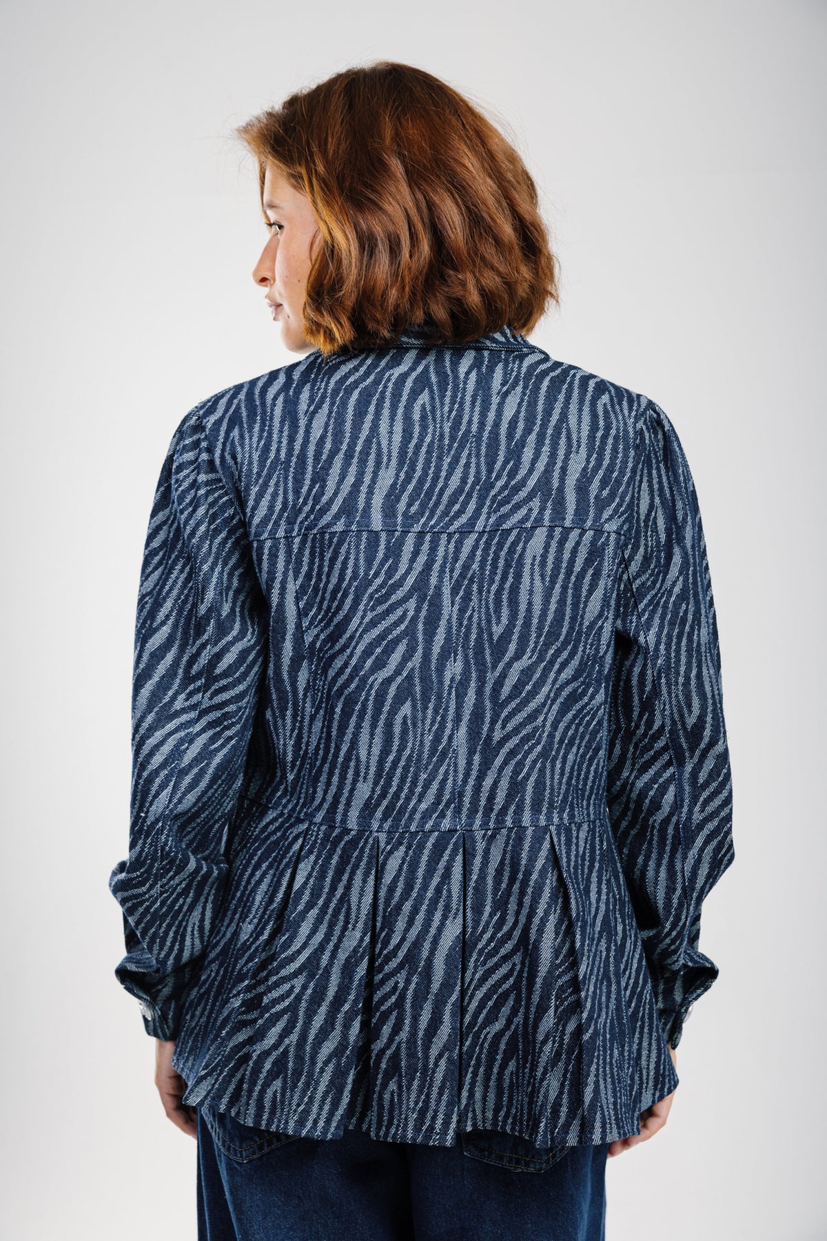 Ripple jacket