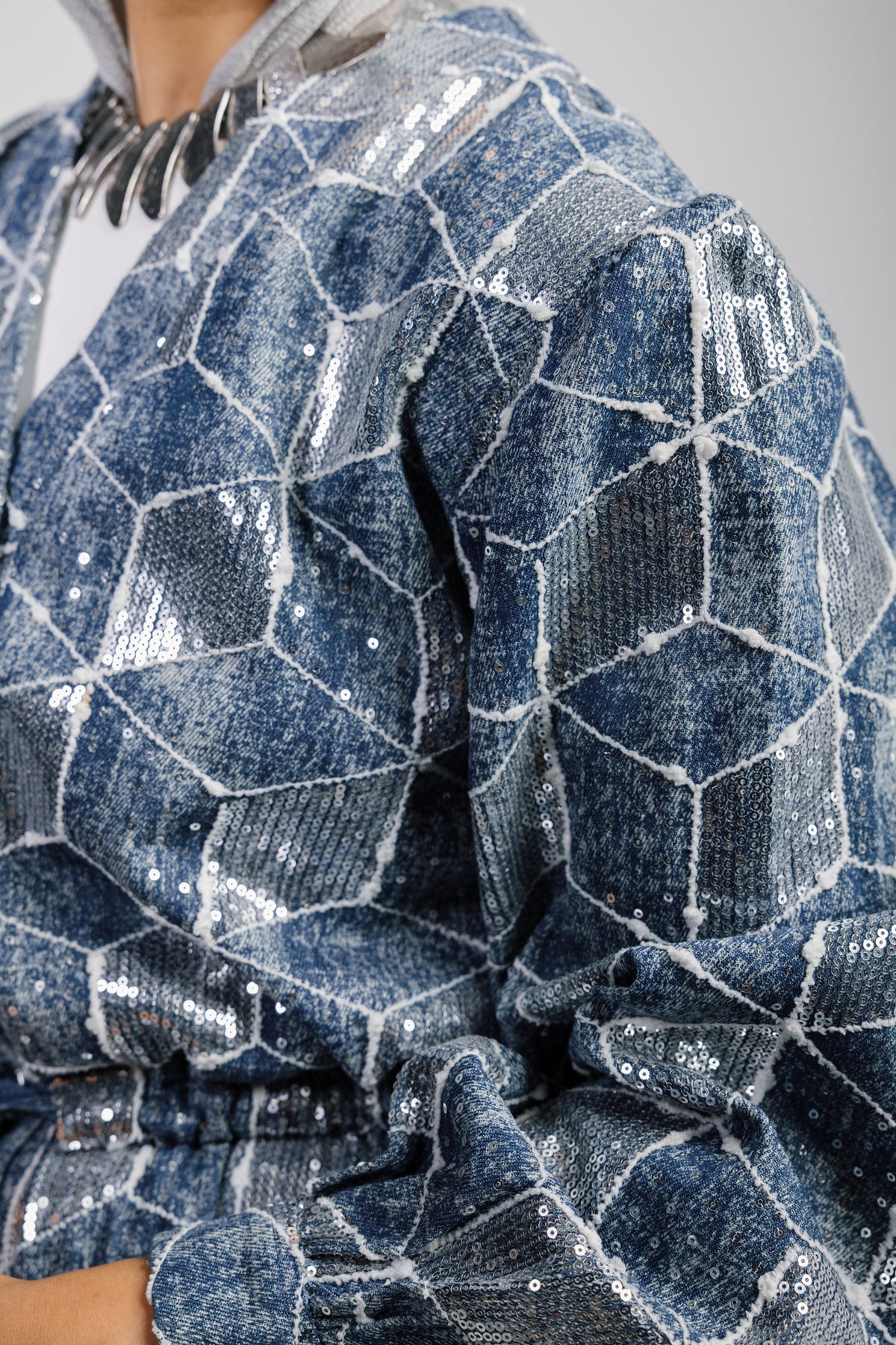 Quartz jacket