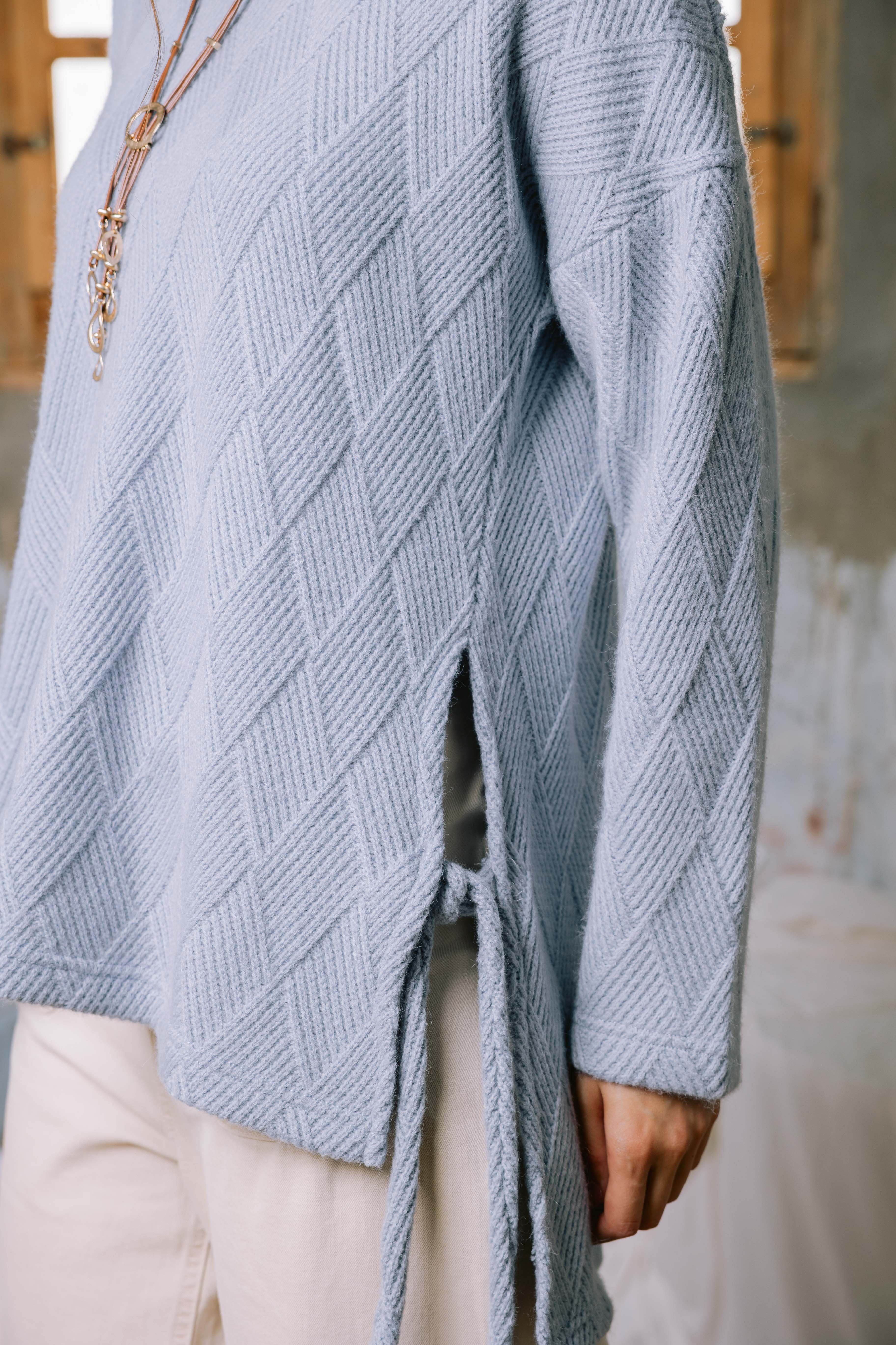 Pulse pullover in baby blue