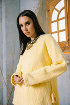 Pulse pullover in yellow