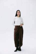 Theqa balloon pants in brown